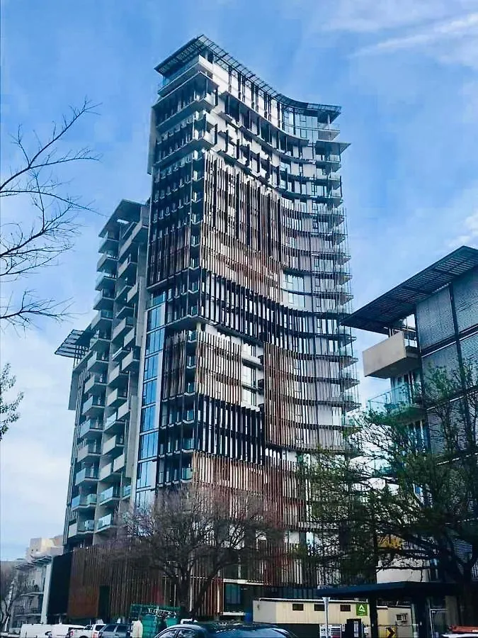 One Adelaide Cbd , With 1 Carpark 아파트